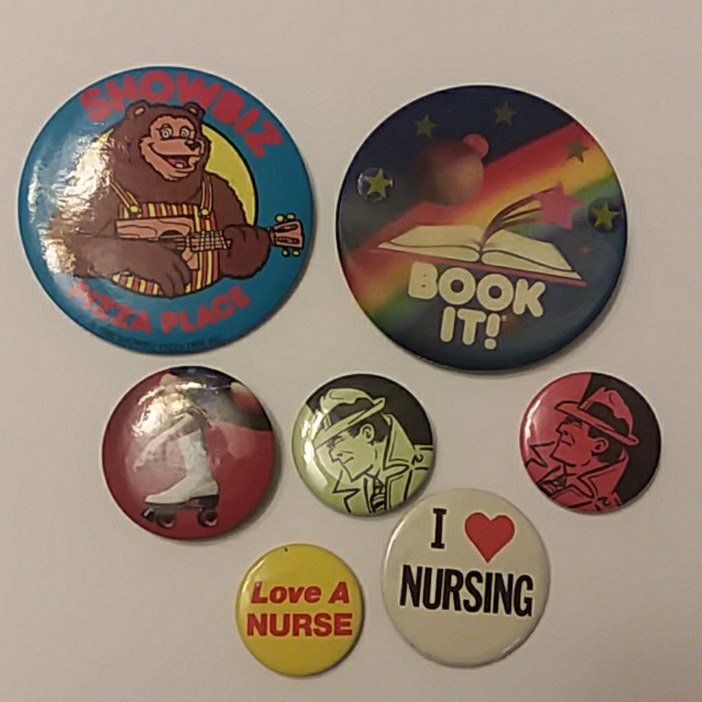 Button Lot